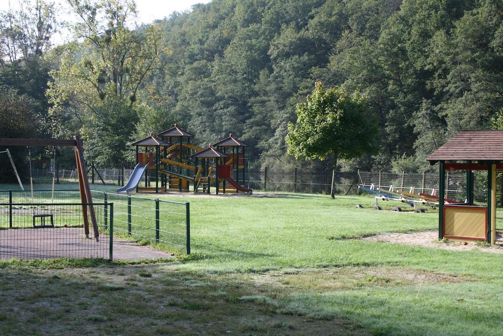 Domaine De Romefort Сен-Леонар-де-Нобла Номер фото